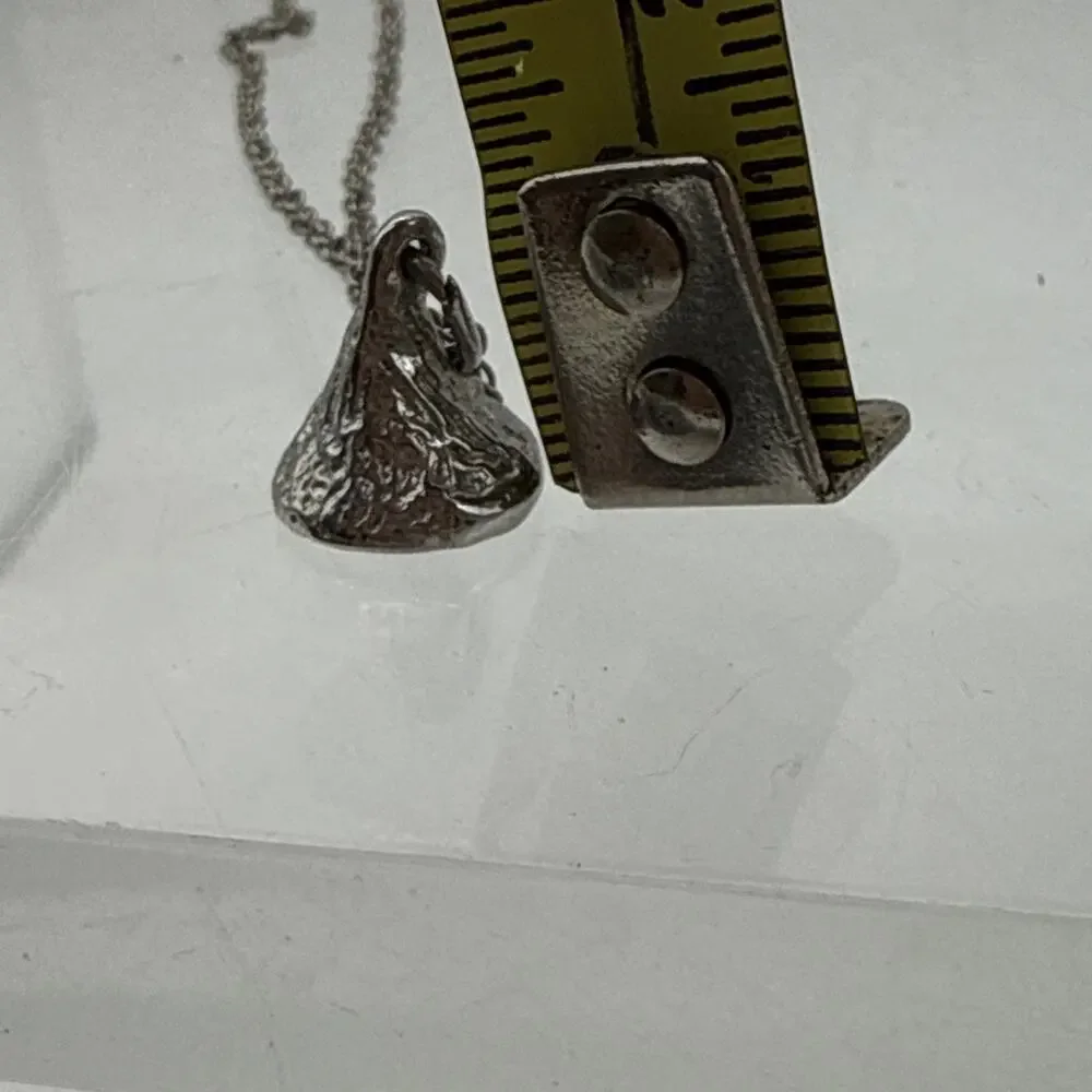 Unbranded chain not